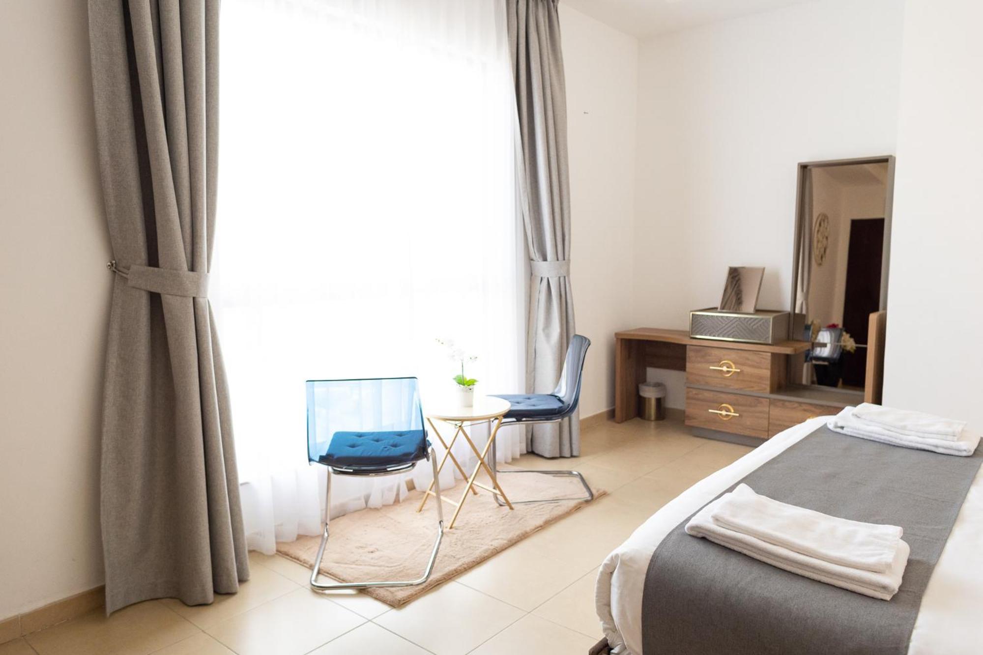 Apartments On Jbr By Happy Season ドバイ 部屋 写真